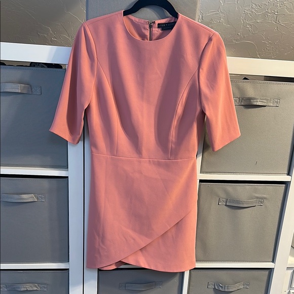 Alice + Olivia Dresses & Skirts - Elegant Pink Dress Alice and Olivia